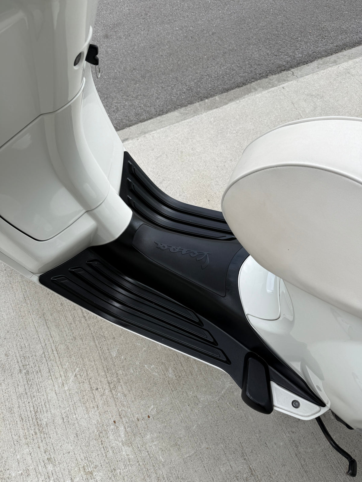Piaggio VESPA 50 4T JUSTIN BIEBER LIMITED EDITION 2024