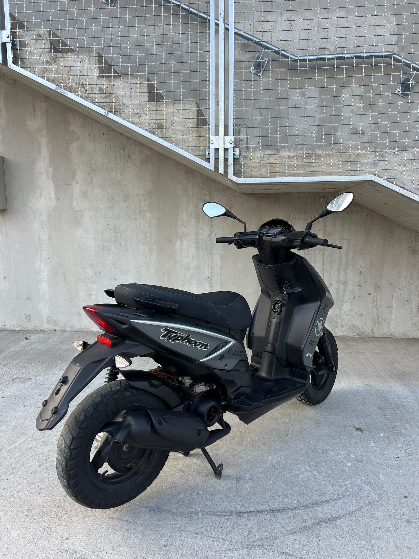Piaggio Typhoon 50 2T 25kmh 2013