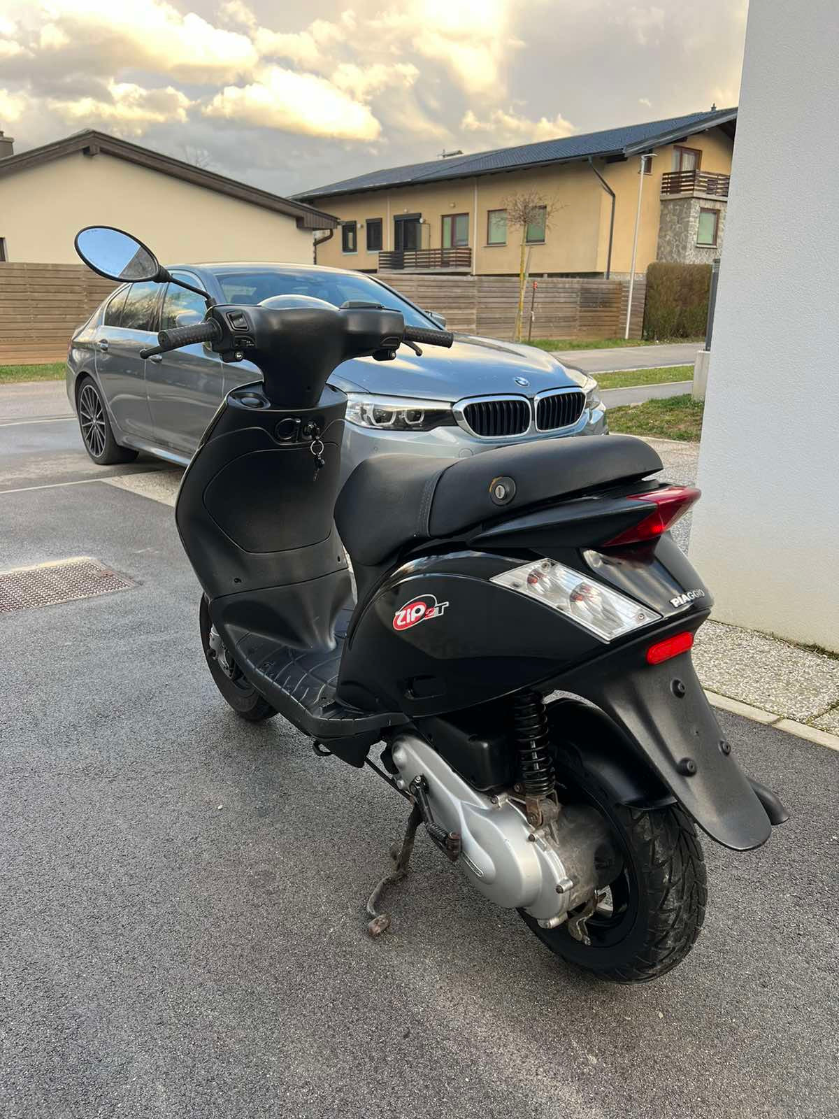 Piaggio ZIP 50 2T 25kmh 2012