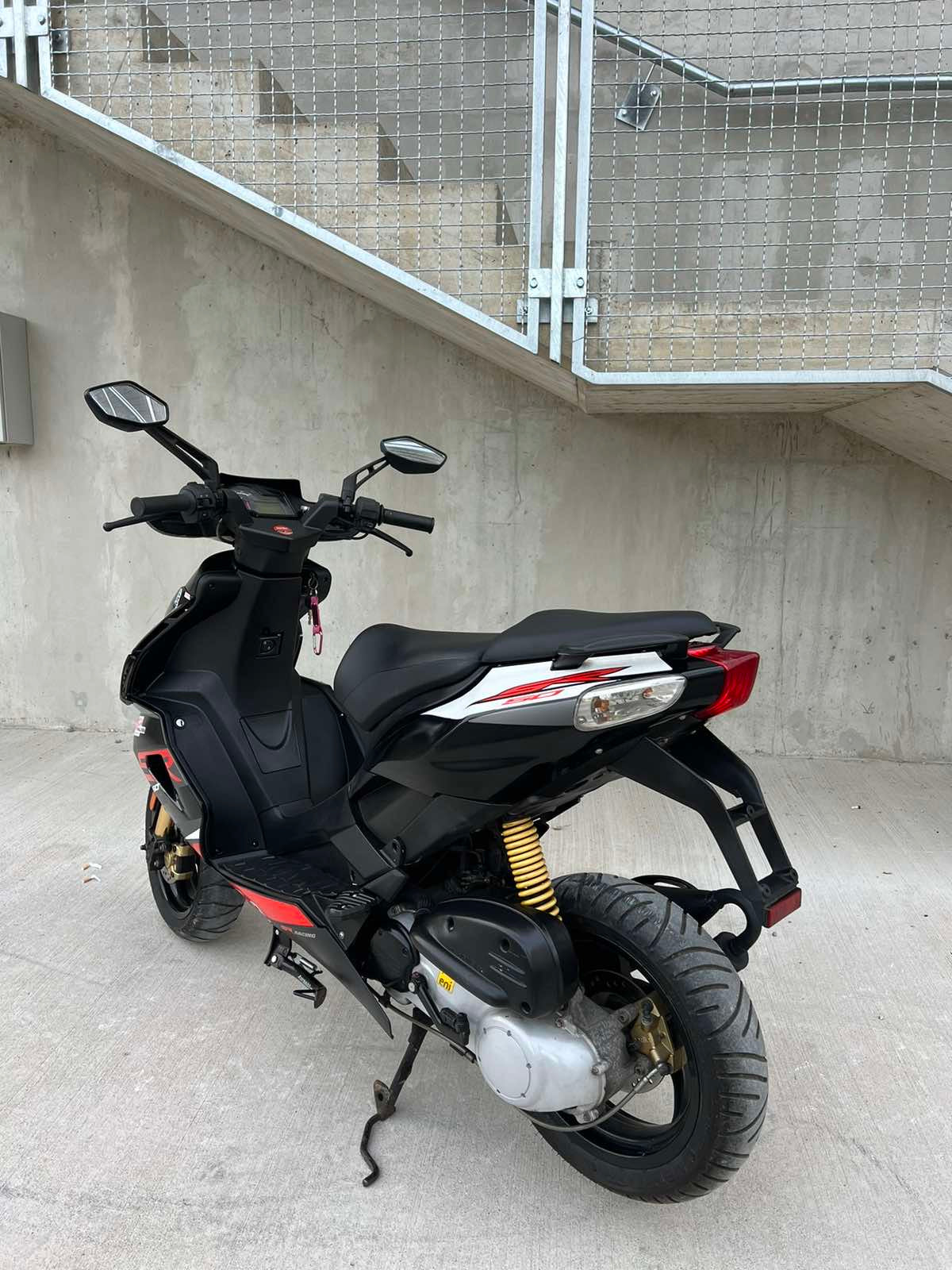 Aprilia SR50R 2T 25kmh 2012