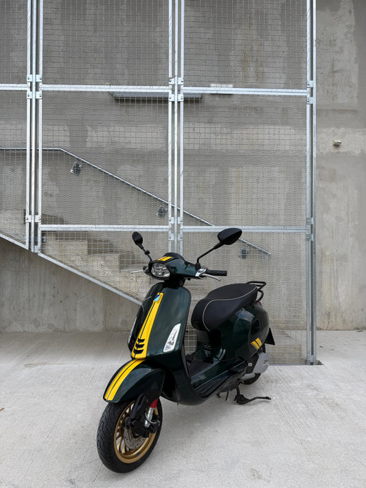 Piaggio VESPA SPRINT 125 ABS RACING SIXTIES - KOT NOV