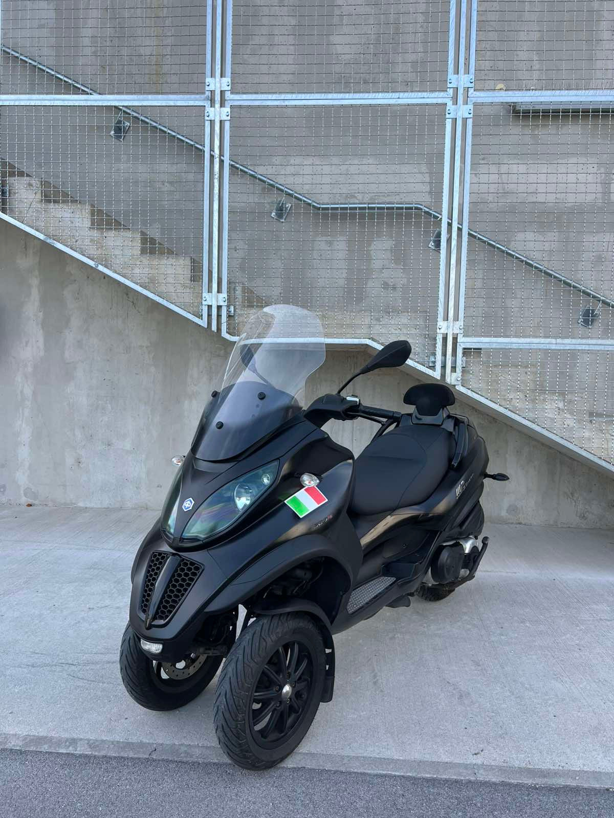 Piaggio MP3 500 LT Touring 2012