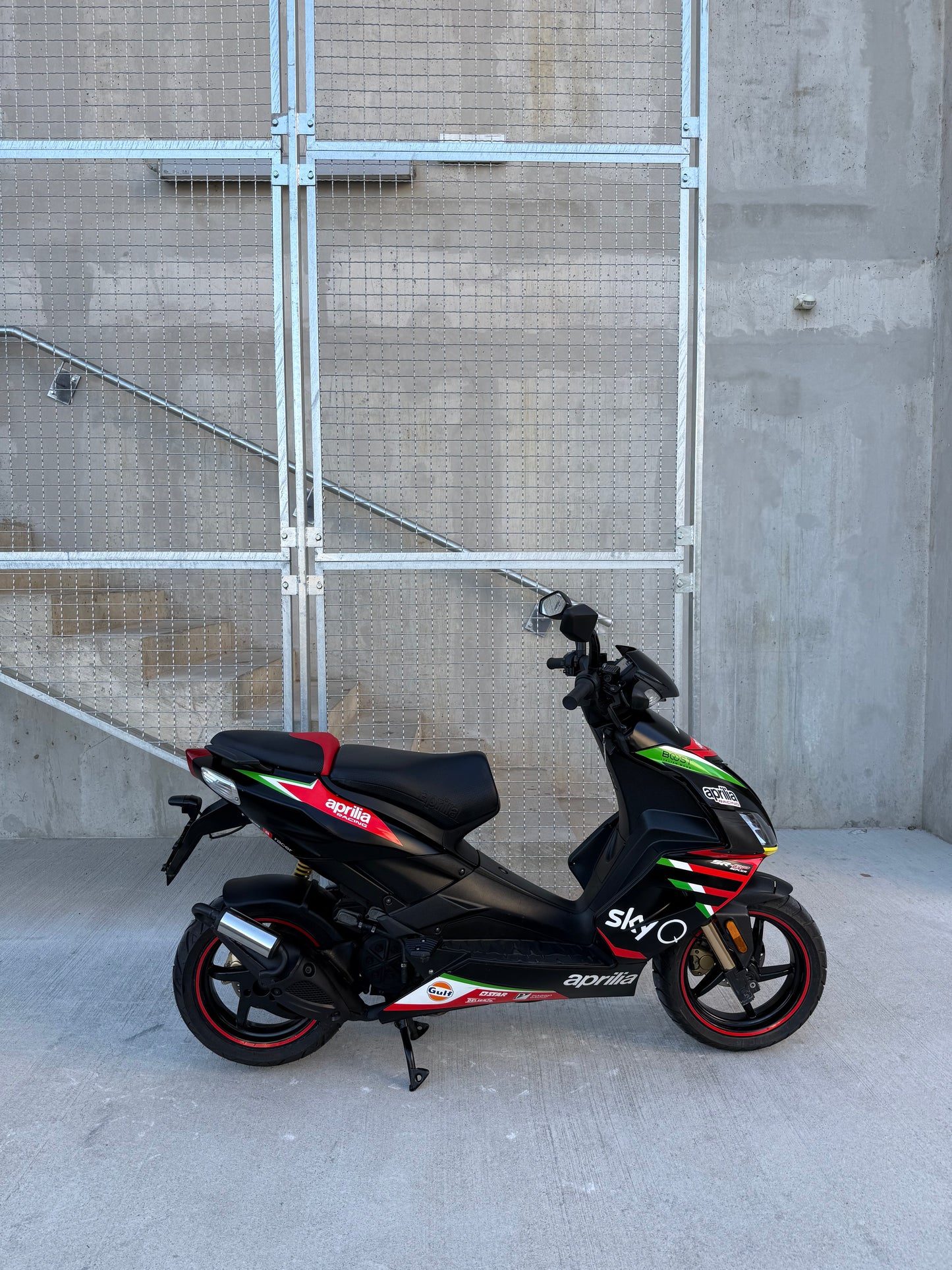 Aprilia SR50R 25KMH GP REPLICA - KOT NOVA