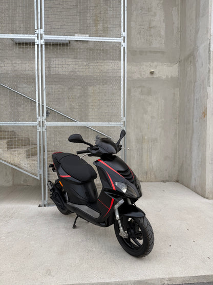Piaggio NRG POWER 25KMH VODNO HLAJEN - DISKI- ZELO LEP