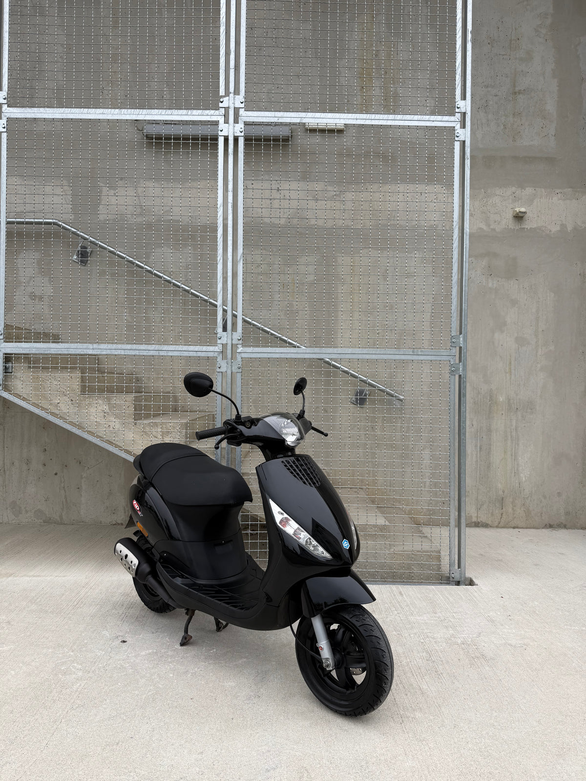 Piaggio ZIP 2T 25KMH KOT NOV