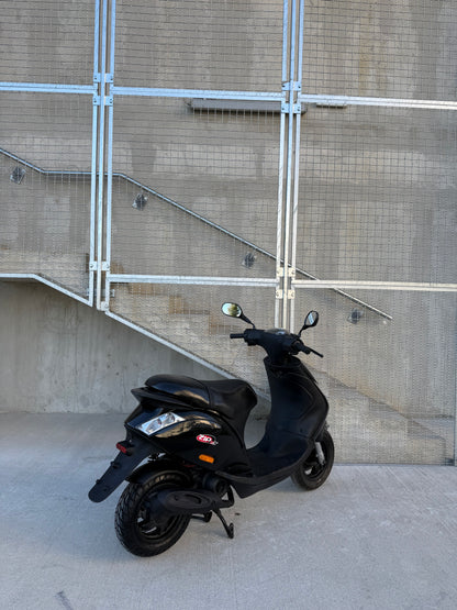 Piaggio ZIP 2T 25KMH ZELO LEP