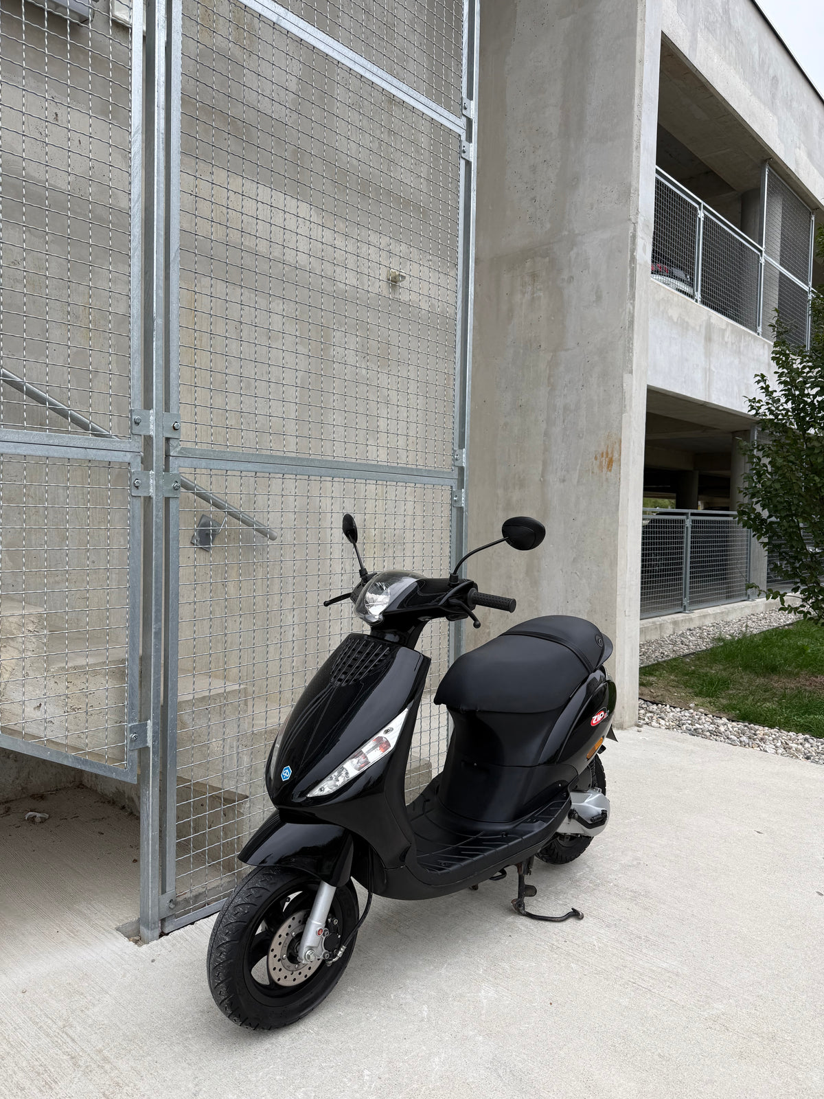 Piaggio ZIP 2T 25KMH KOT NOV