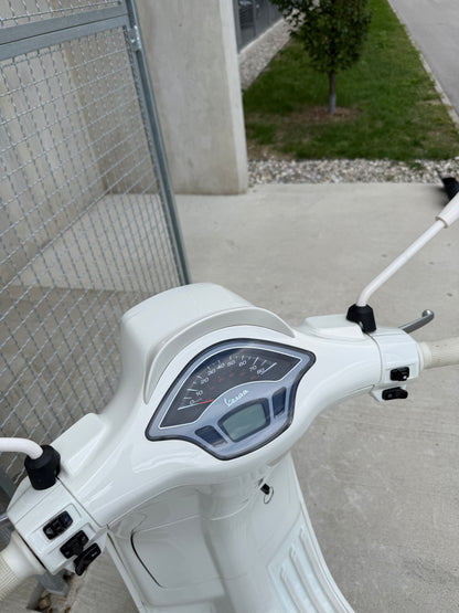 Piaggio VESPA 50 4T JUSTIN BIEBER LIMITED EDITION 2024
