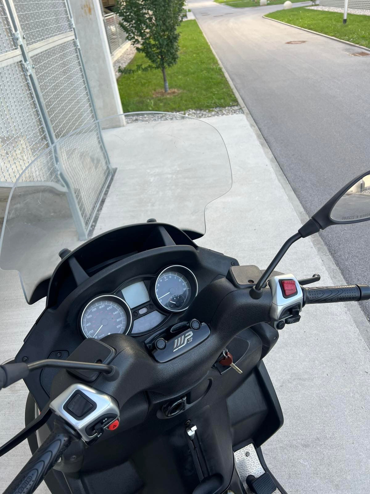 Piaggio MP3 500 LT Touring 2012
