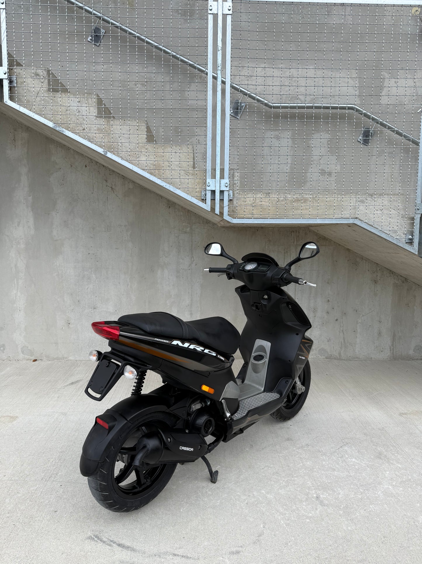 Piaggio NRG POWER 25KMH ZELO LEP