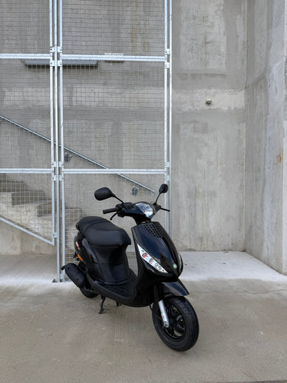 Piaggio ZIP 2T 25KMH ZELO LEP