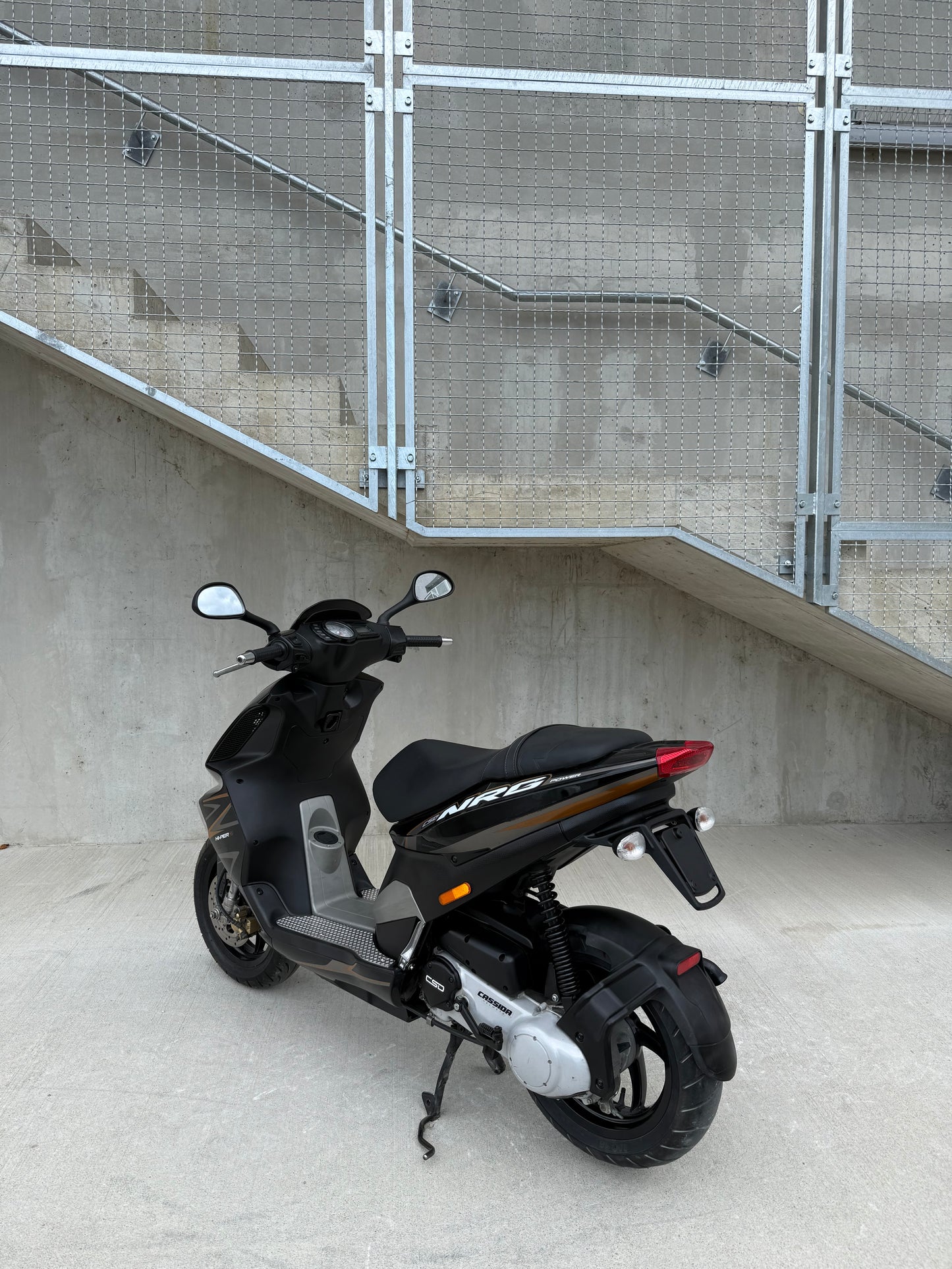 Piaggio NRG POWER 25KMH ZELO LEP