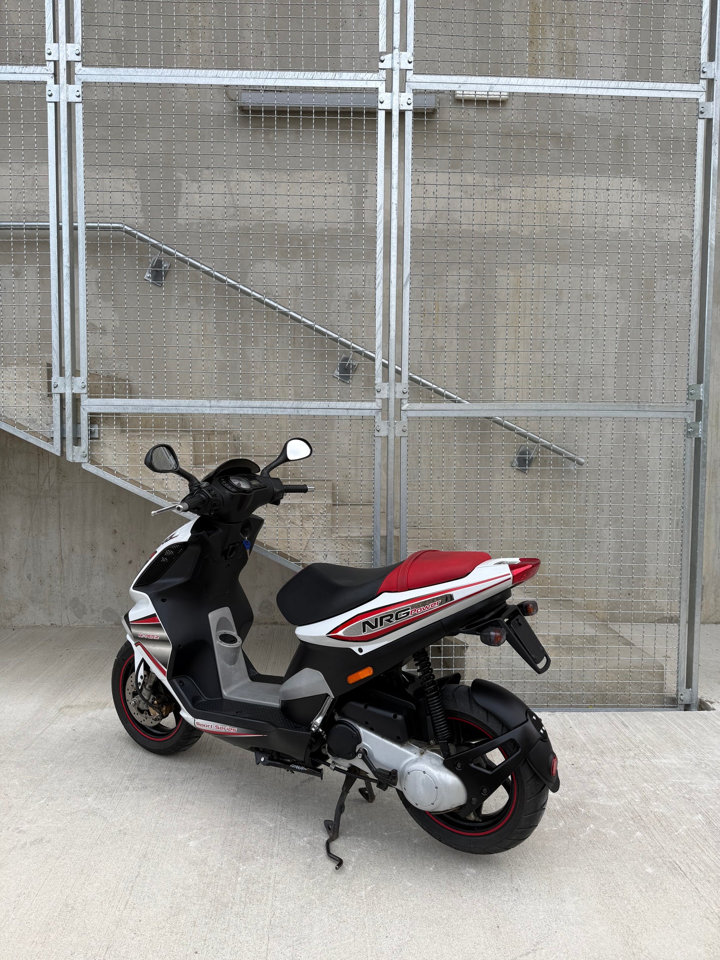 Piaggio NRG POWER 25KMH - ZELO LEP