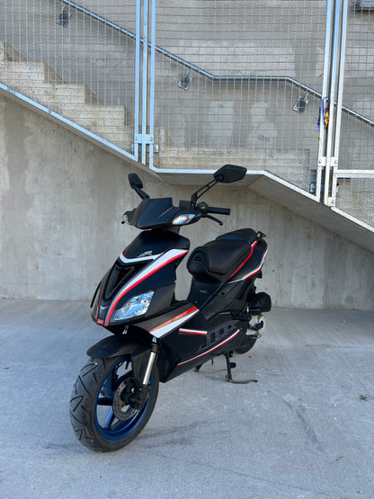 Aprilia SR50 R 2T 25kmh 2008