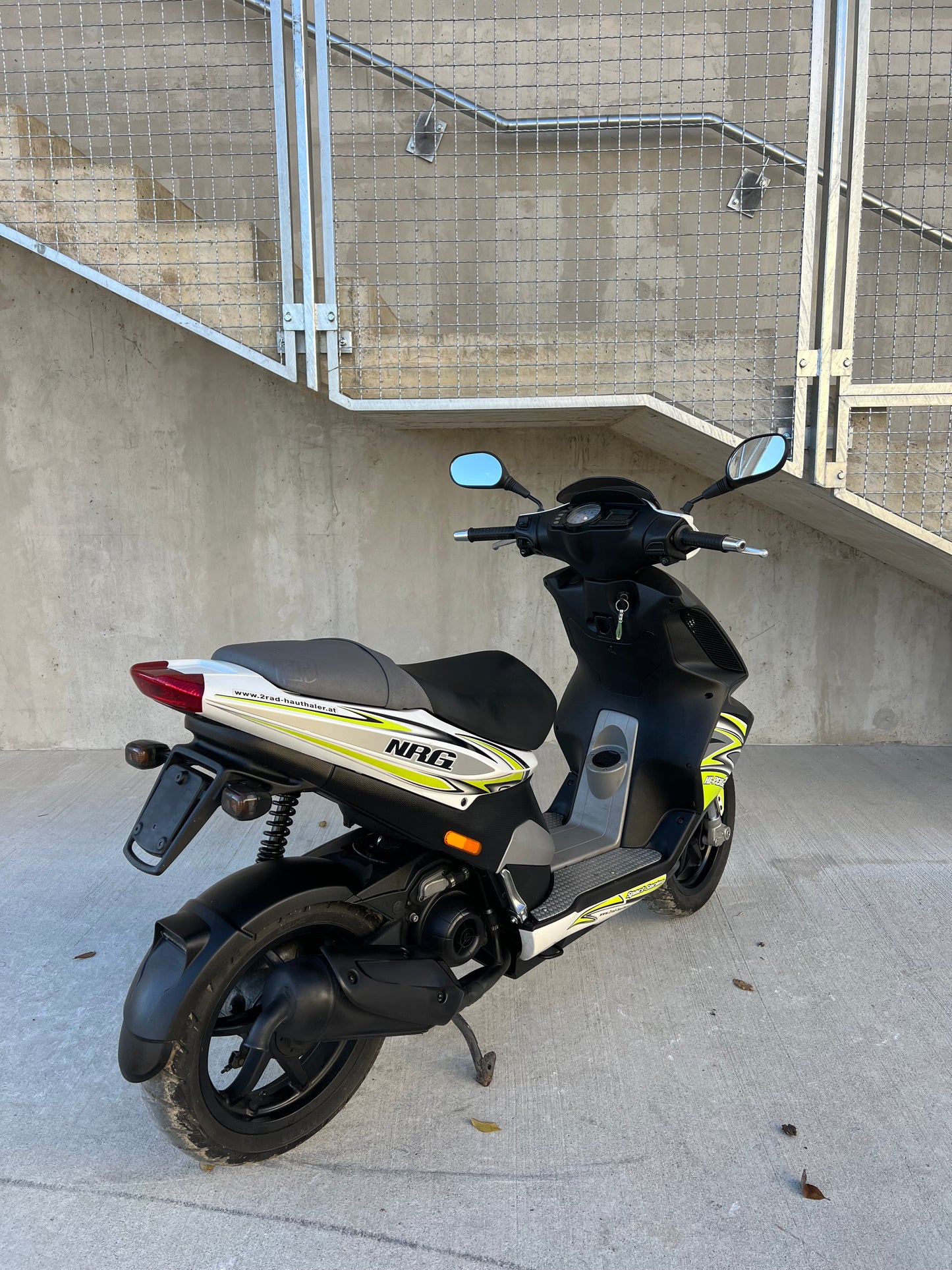 Piaggio NRG POWER 25KMH ZELO LEP