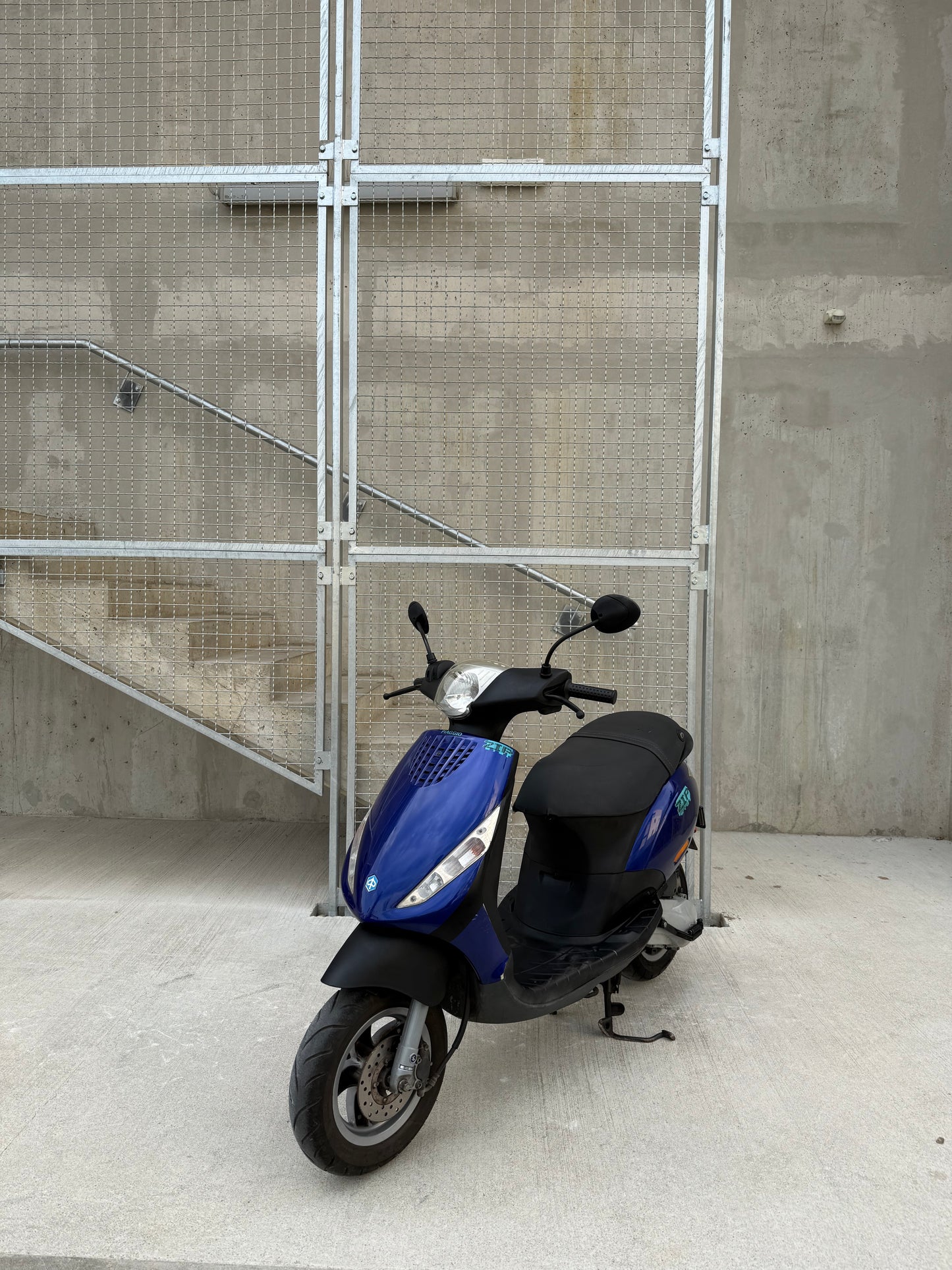 Piaggio ZIP 2T 25KMH ODLICEN