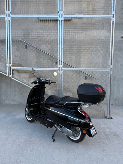 Peugeot DJANGO 2T MOZNOST 25KMH - ZELO LEP