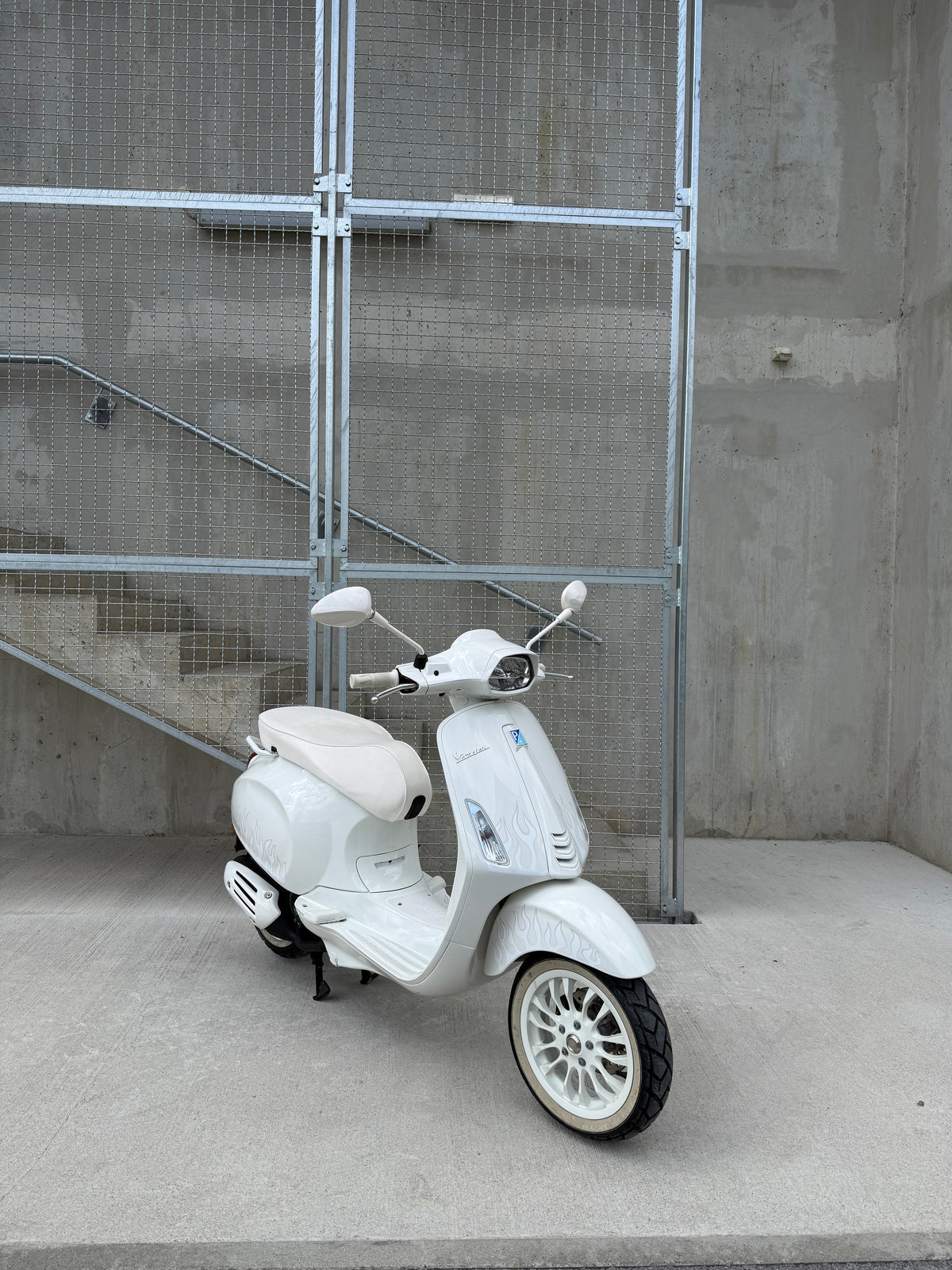 Piaggio VESPA 50 4T JUSTIN BIEBER LIMITED EDITION 2024