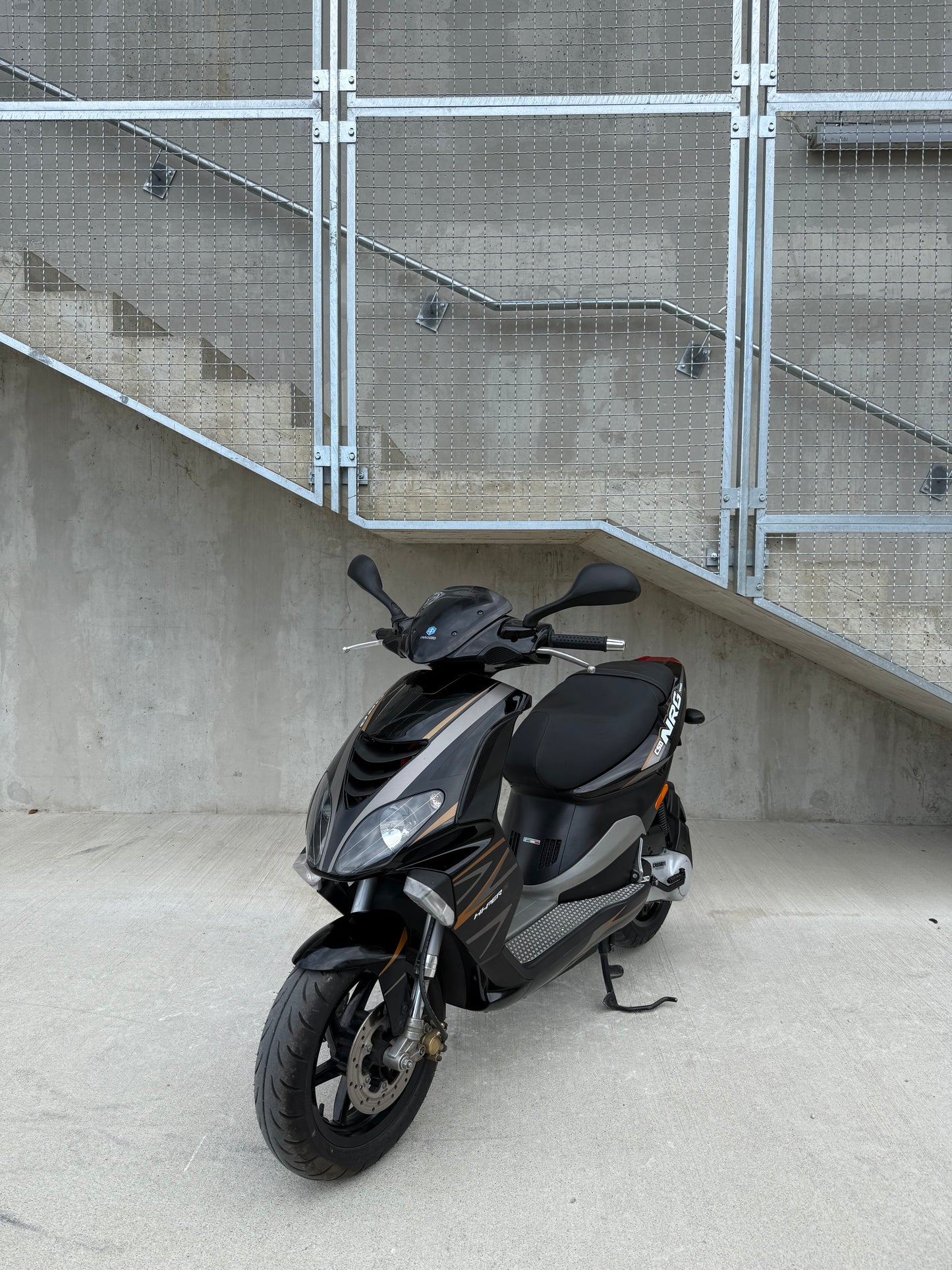 Piaggio NRG POWER 25KMH ZELO LEP