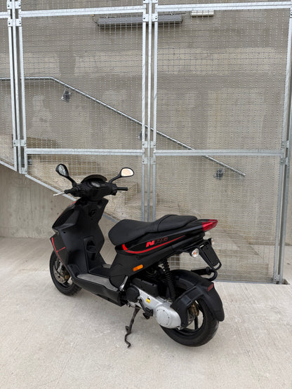 Piaggio NRG POWER 25KMH VODNO HLAJEN - DISKI- ZELO LEP
