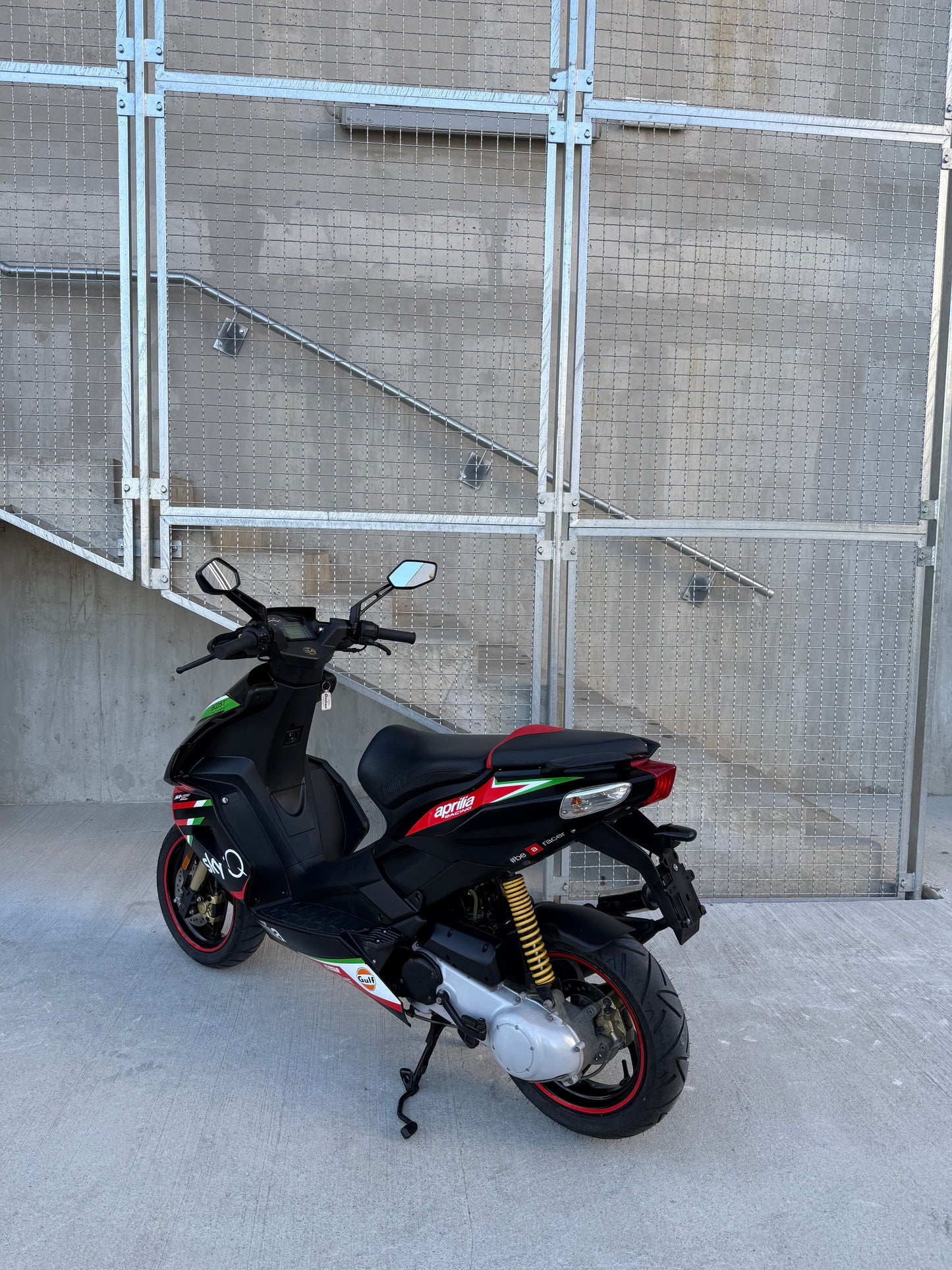 Aprilia SR50R 25KMH GP REPLICA - KOT NOVA