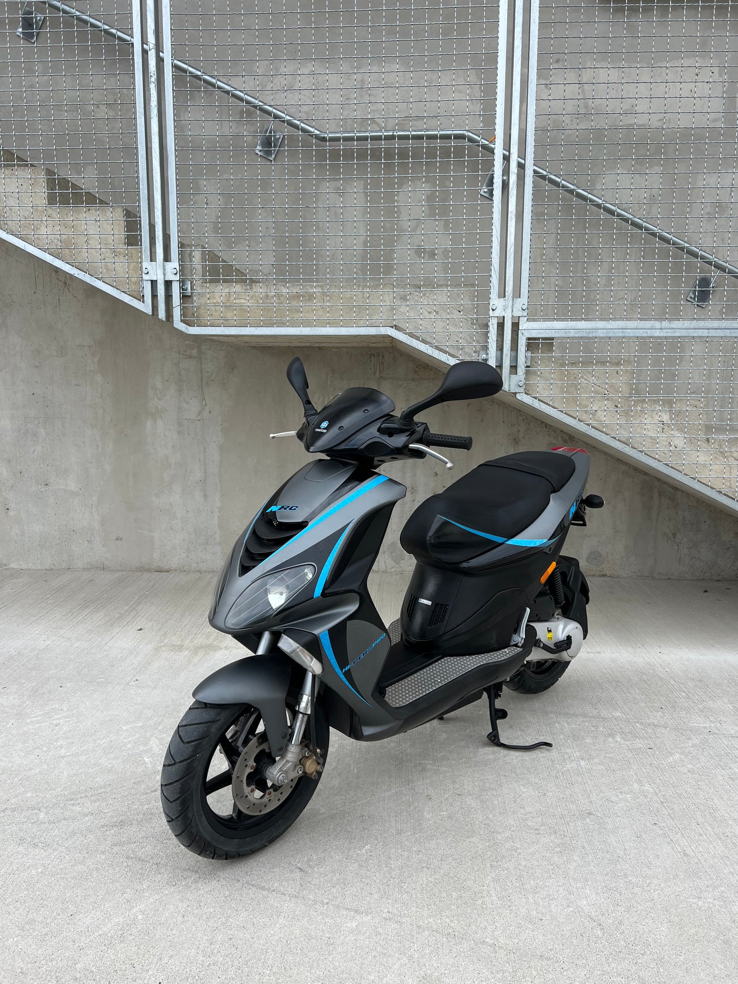 Piaggio NRG Power 50 2T 25kmh 2015