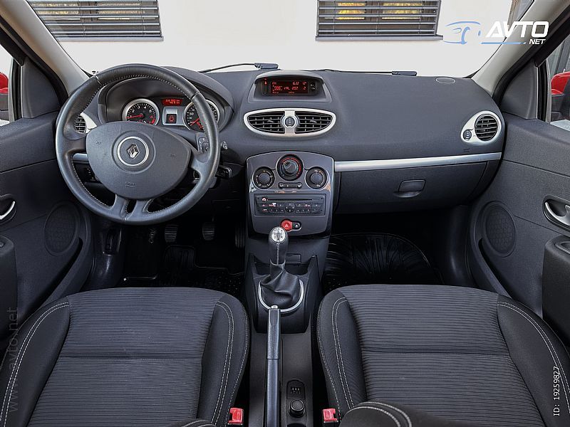 Renault Clio Avantage 1.2 16V 5v