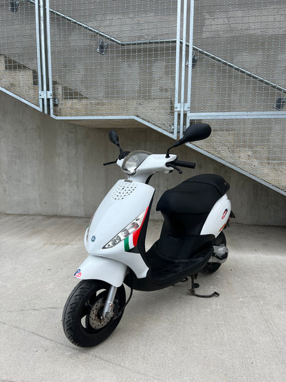 Piaggio ZIP 50 2T 25kmh 2015