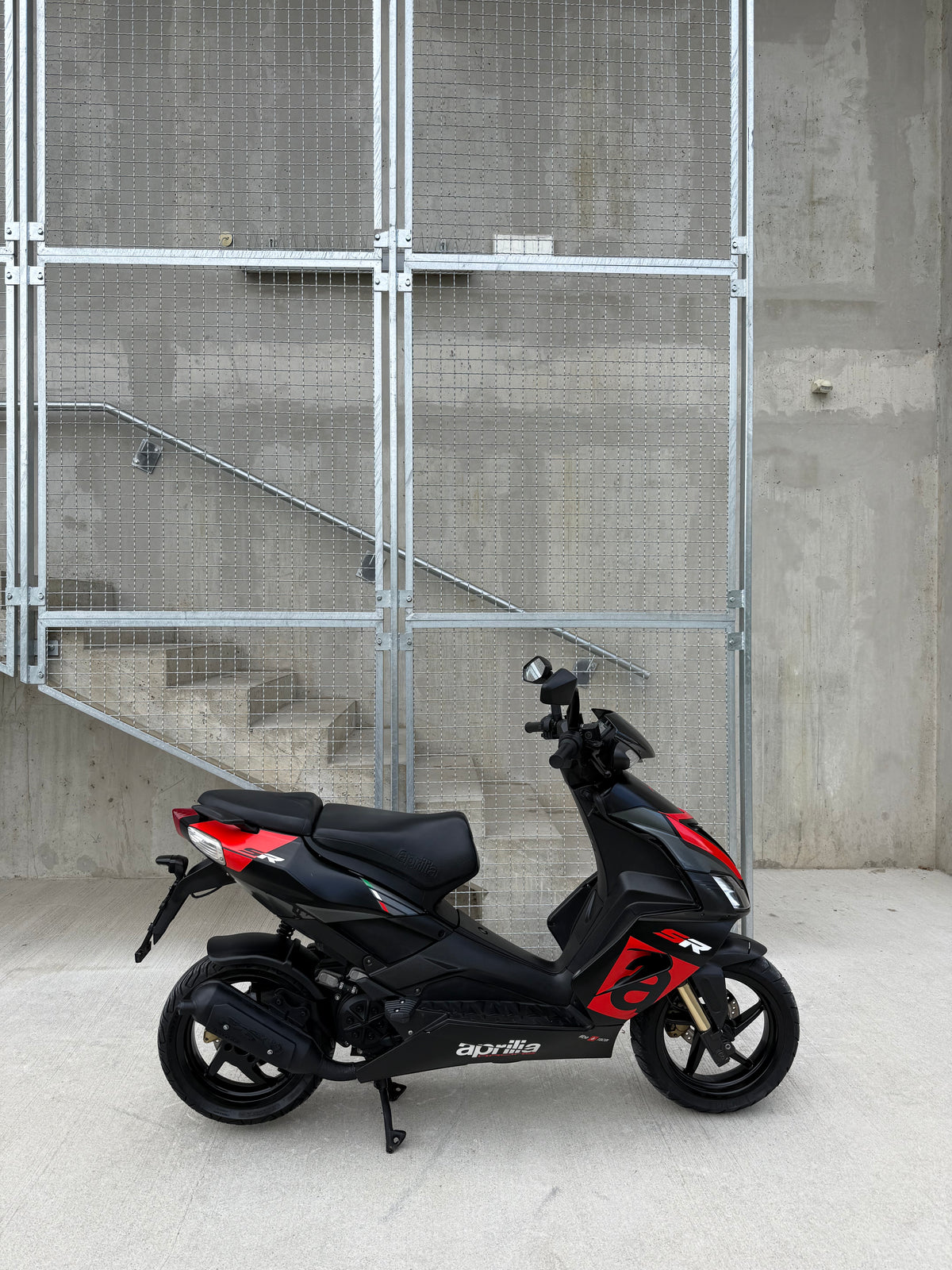 Aprilia SR50R 25KMH KOT NOVA