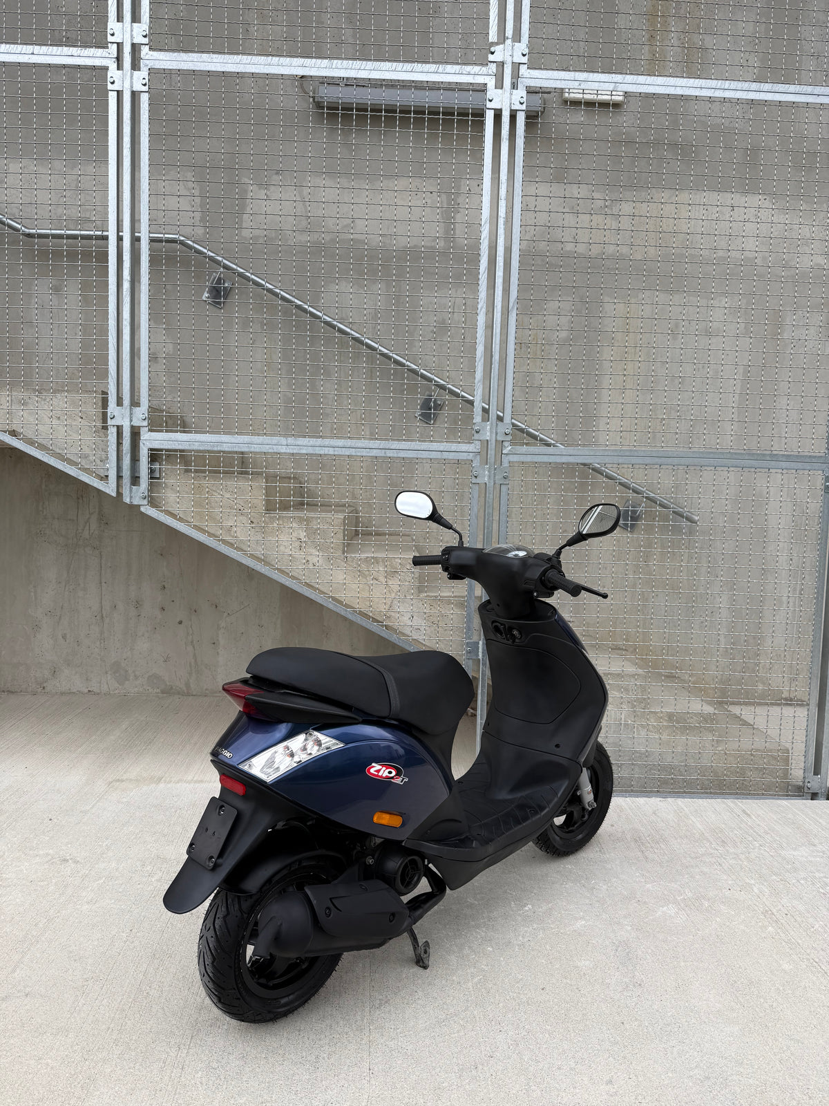 Piaggio ZIP 2T 25KMH KOT NOV