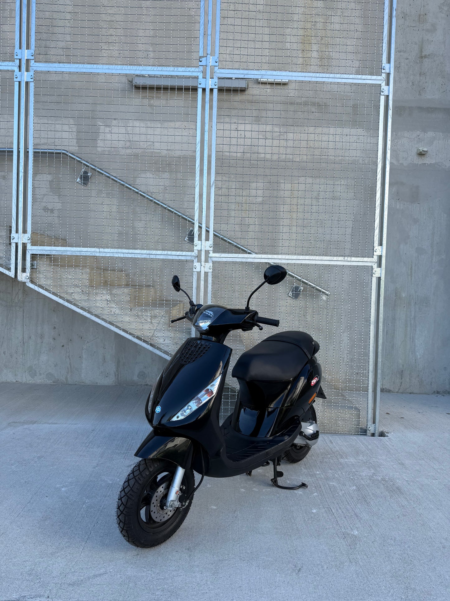Piaggio ZIP 2T 25KMH KOT NOV