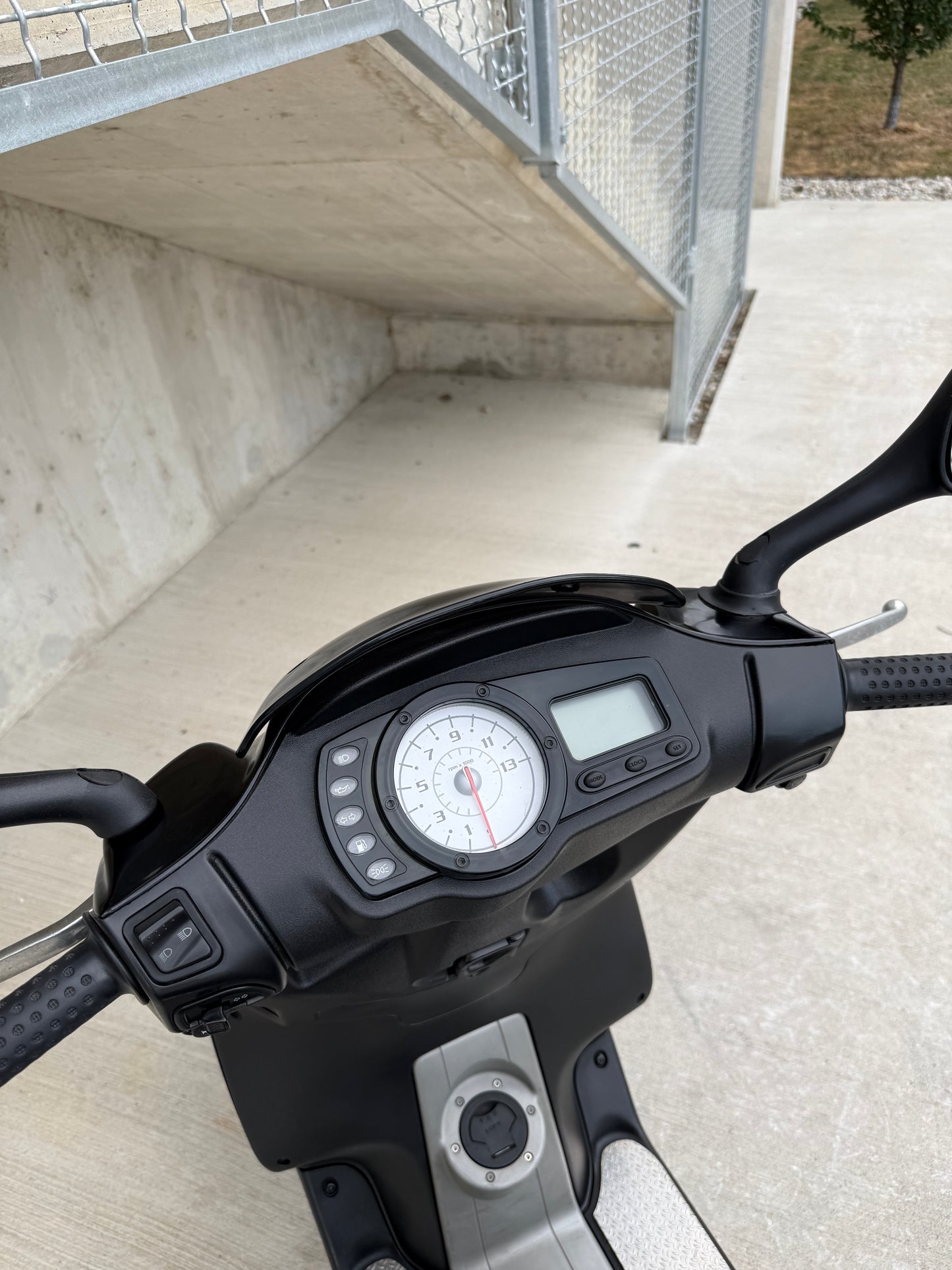Piaggio NRG POWER 25KMH ZELO LEP