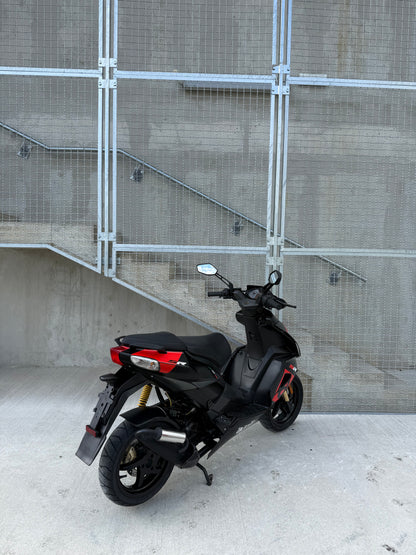 Aprilia SR50 R 2T 25kmh