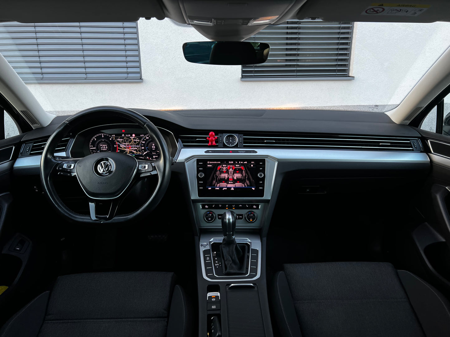 Volkswagen Passat Variant 2.0 TDI DSG-DIGITAL-KAMERA-CARPLAY-LIZING TUJCI