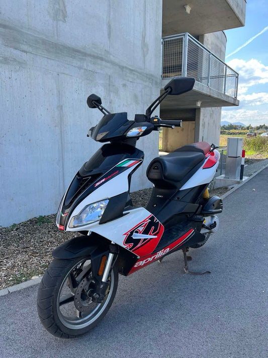 Aprilia SR50 R 25kmh 2012