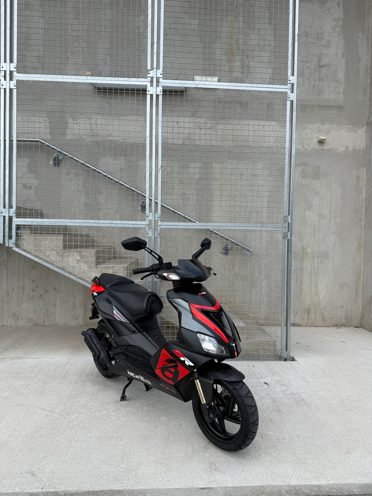 Aprilia SR50R 25KMH KOT NOVA
