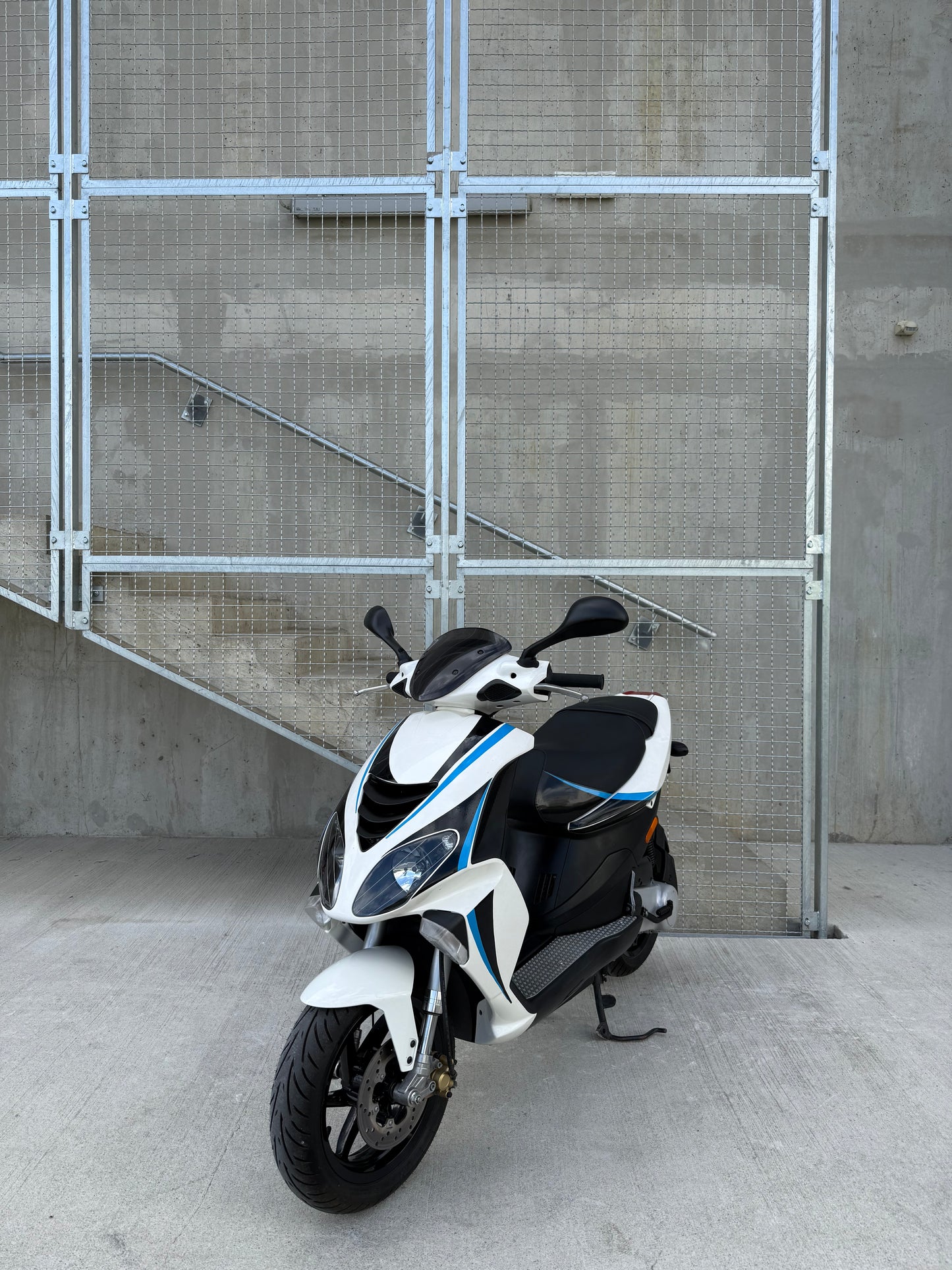 Piaggio NRG POWER 25KMH ZELO LEP