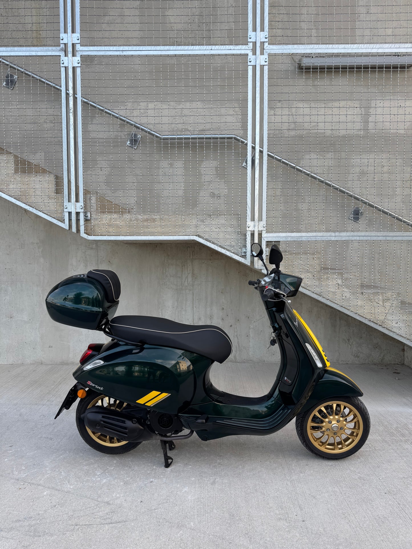 Piaggio VESPA SPRINT 125 ABS RACING SIXTIES - KOT NOV