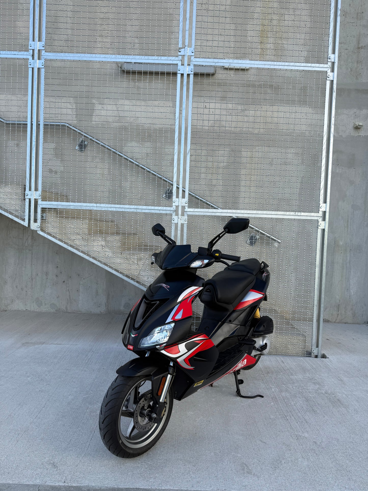 Aprilia SR50R 2T 25kmh 2010