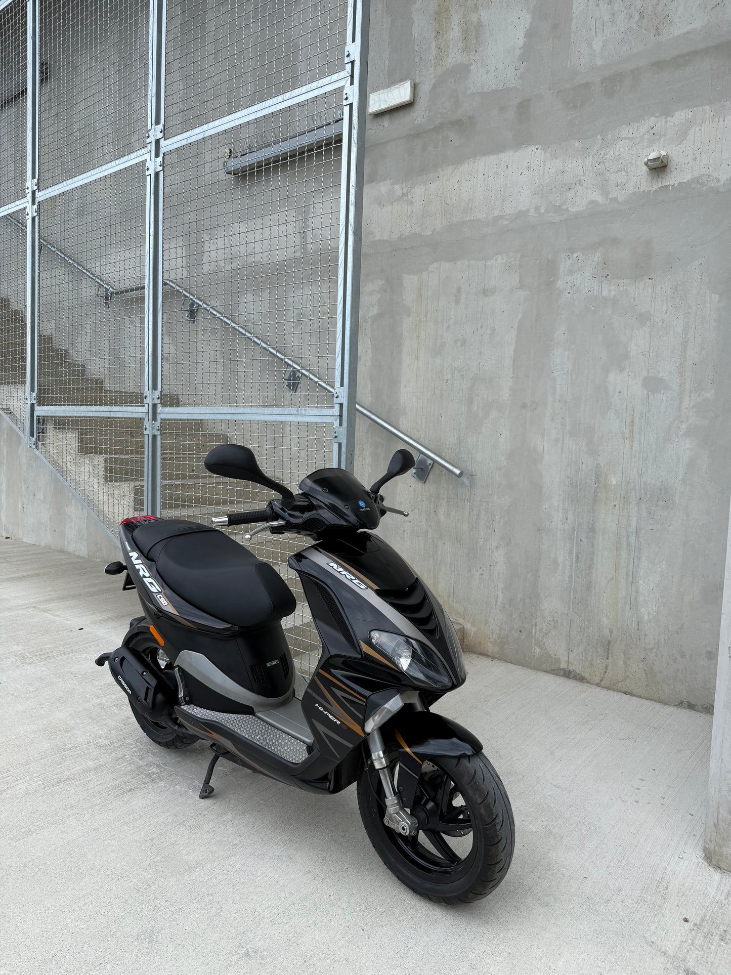 Piaggio NRG POWER 25KMH ZELO LEP