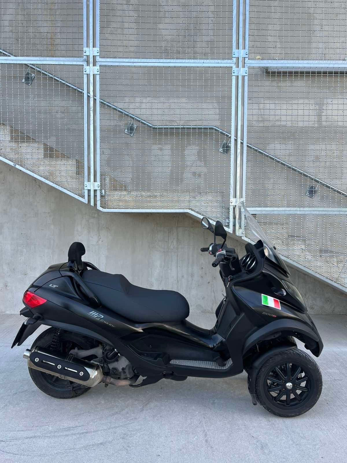 Piaggio MP3 500 LT Touring 2012