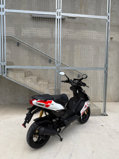 Aprilia SR50R 25KMH NOVO