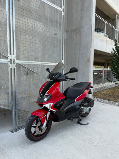 Gilera RUNNER ST125 KOT NOV - SAMO 5700KM
