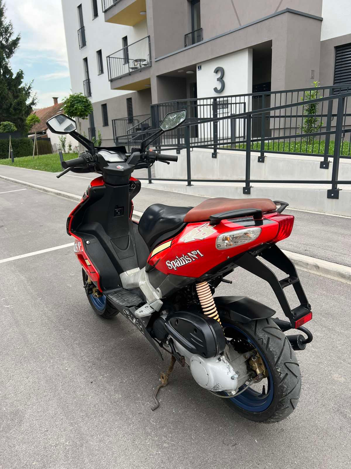 Aprilia SR50 R 2T 25kmh 2007