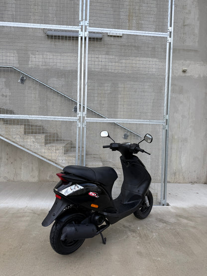 Piaggio ZIP 2T 25KMH ZELO LEP