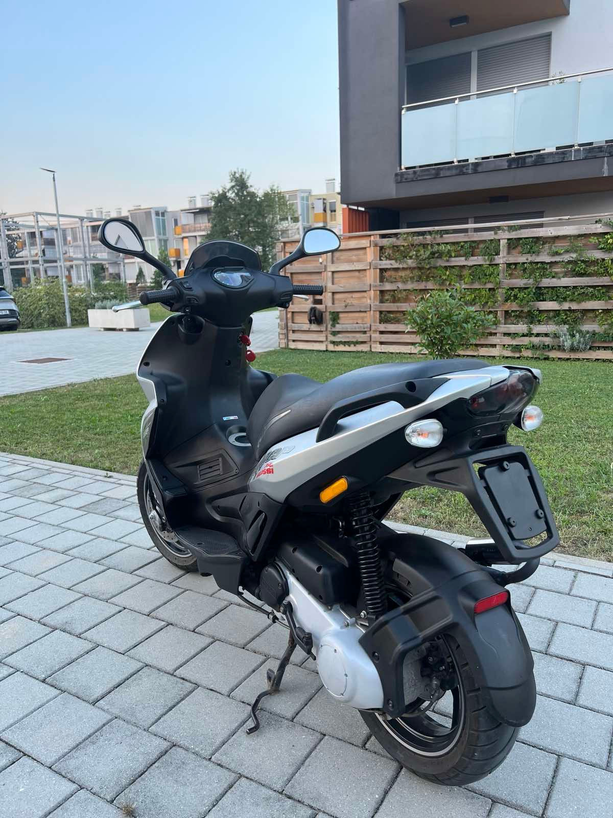Gilera Runner RST50SP 25kmh 2014