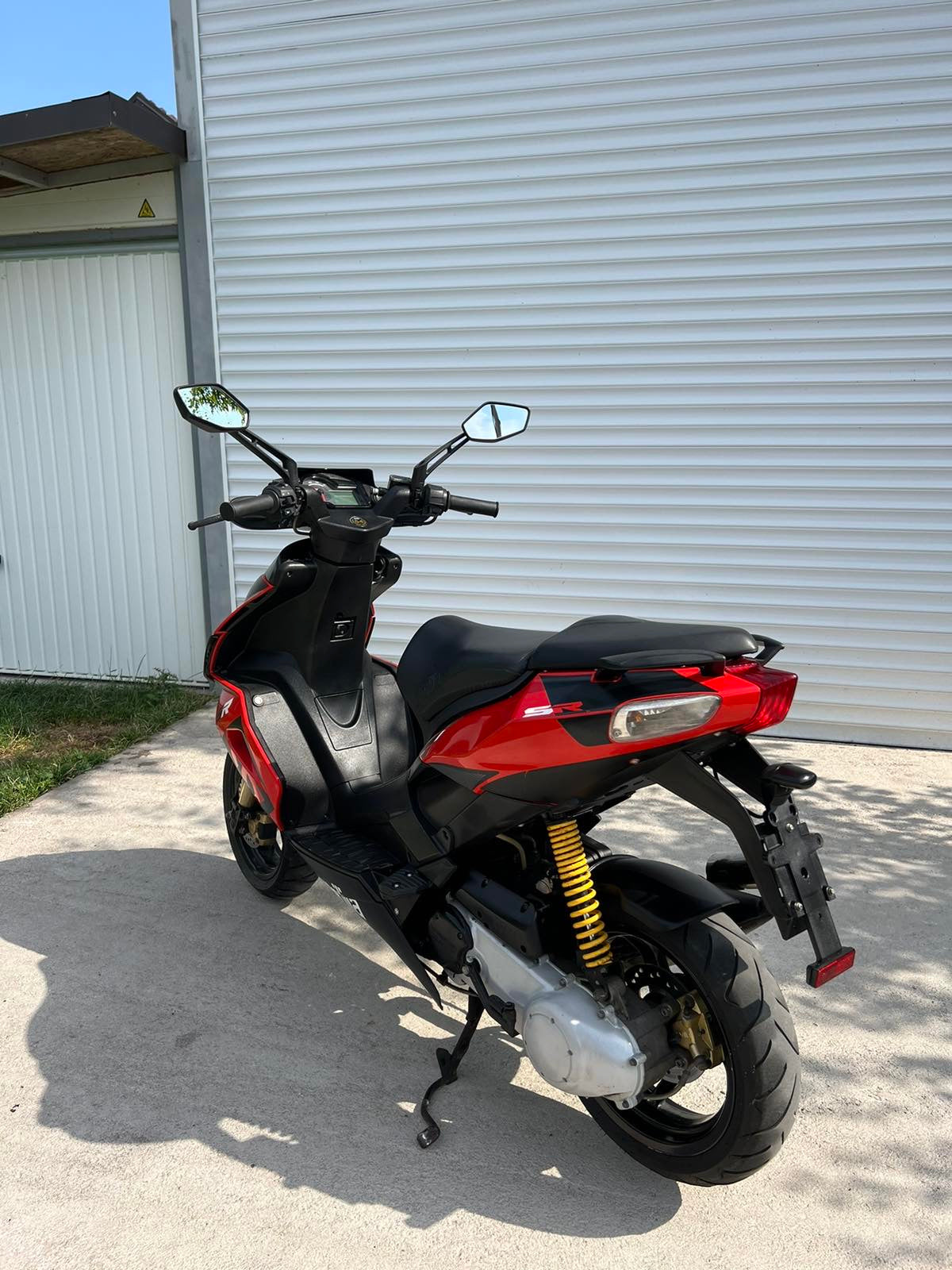 Aprilia SR50 R 2T 25kmh 2019