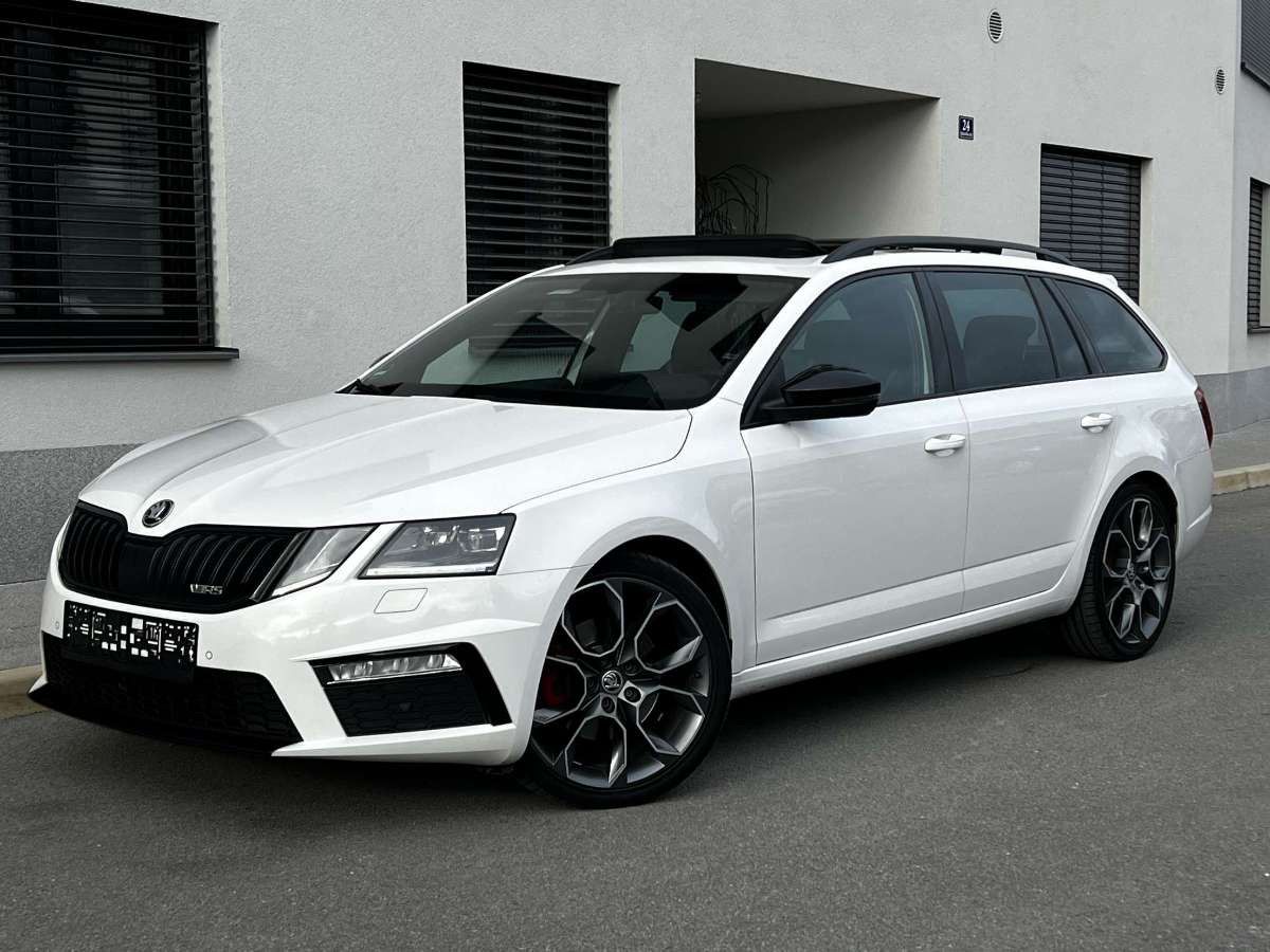 Škoda Octavia RS PANO-DIGITAL C-ACC-FULLED-LEASING TUJCI