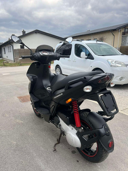Gilera Runner RST50 SP 2T 25kmh 2009