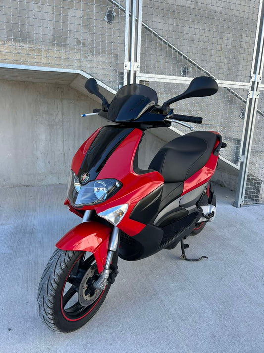 Gilera Runner RST50 SP 2T 25kmh 2012